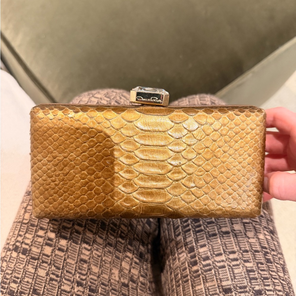Oscar de la Renta Python Box Clutch - Picture 8 of 11